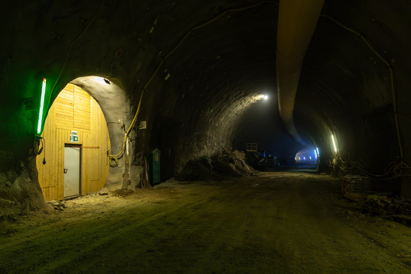 Zugang Haupttunnel
